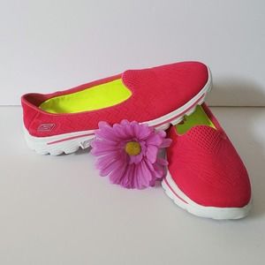 Skechers Go Walk 2 Hot Pink Slip On - US Women's Size 8 Shoes